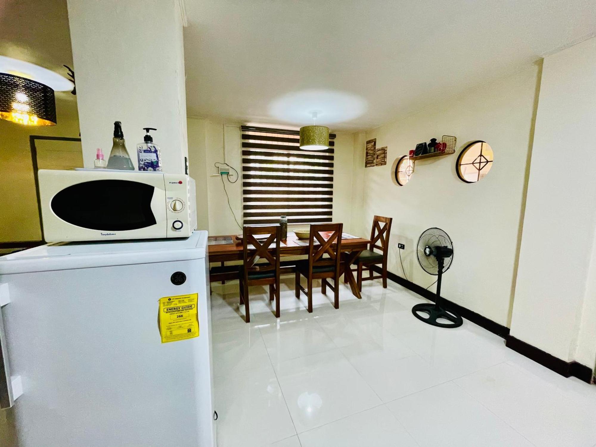 Tagaytay Swiss Cabin Netflix/Wifi/Parking Apartment Tagaytay City Exterior photo